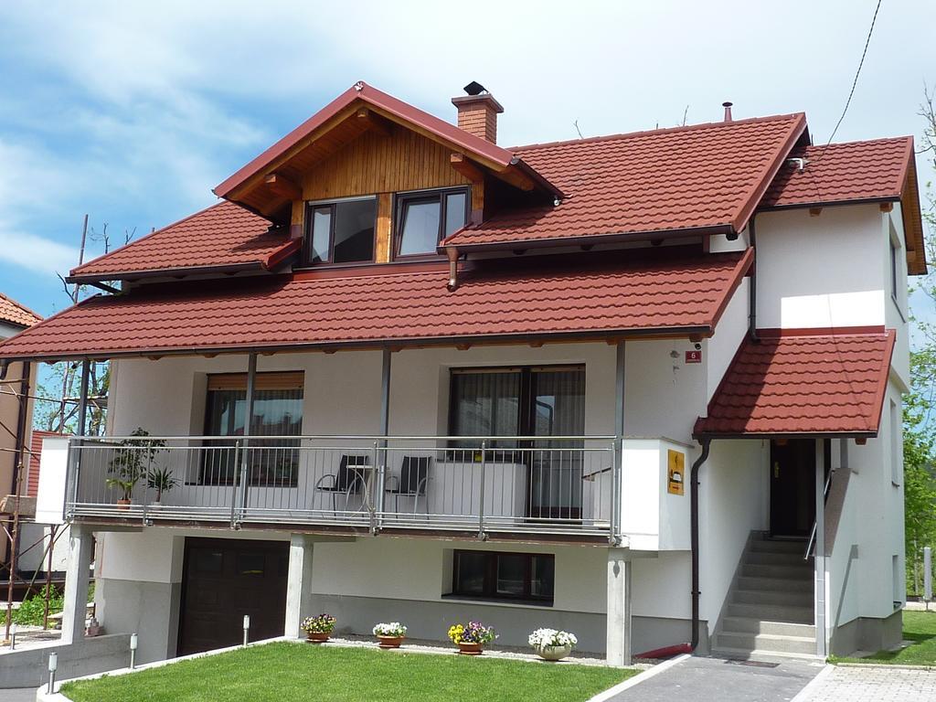 Rooms & Apartment Mira G. بوستوينا المظهر الخارجي الصورة