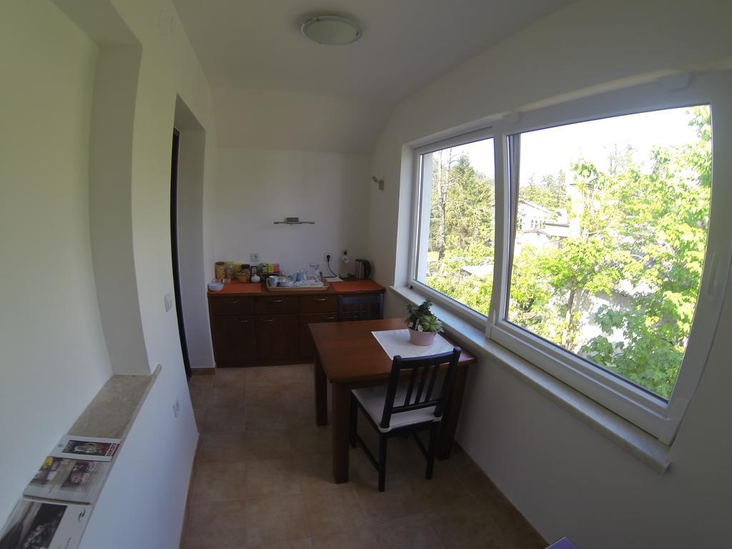 Rooms & Apartment Mira G. بوستوينا المظهر الخارجي الصورة