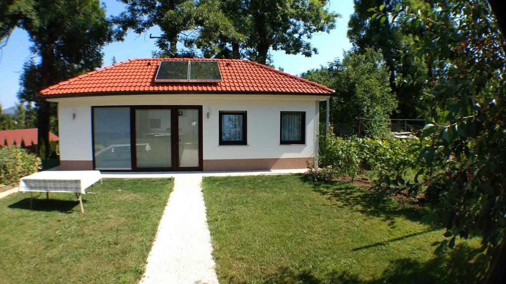 Rooms & Apartment Mira G. بوستوينا المظهر الخارجي الصورة